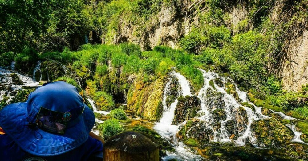 Roughlock Falls, SD Roughlock Falls, SD