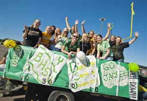 Swarm Parade, parade float